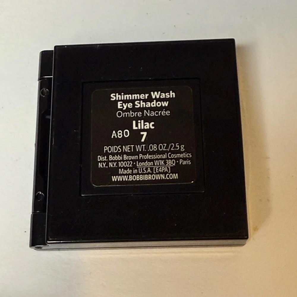 Bobbi Brown shimmer wash eye shadow - Lilac 7